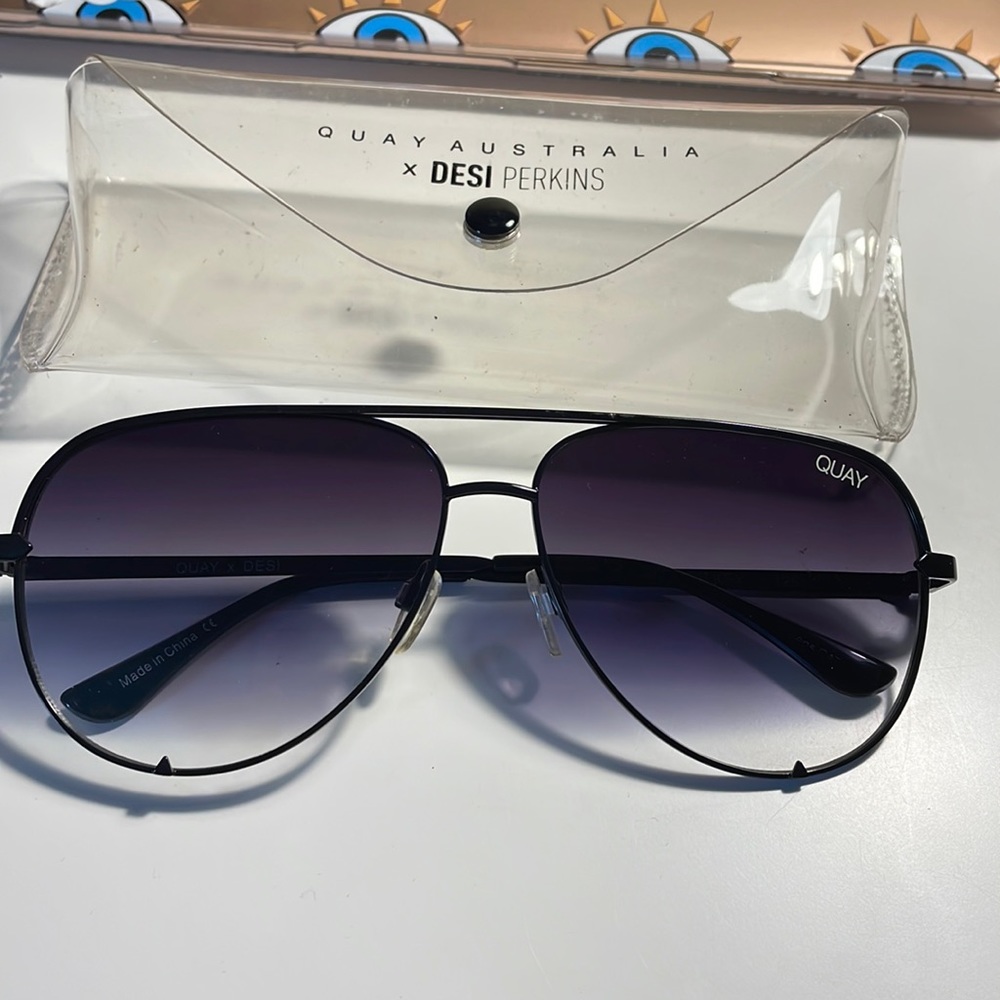 Quay x Desi Perkins High Key Sunglasses